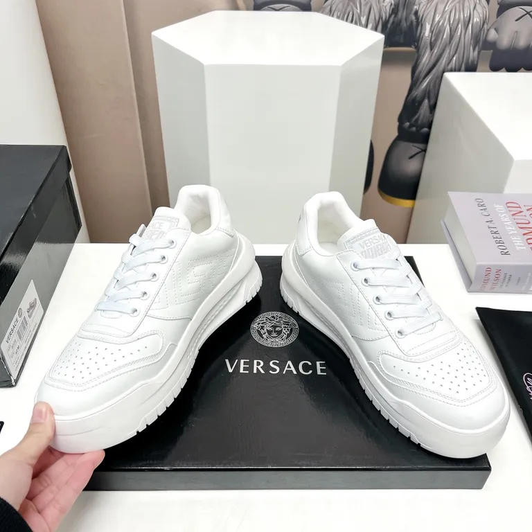 Versace Shoe 